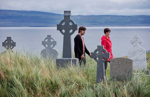 Private cultural tour of Inisheer, Aran Islands with lunch, horse and trap tour