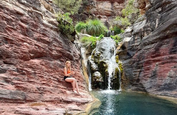 Visit the Deepest Natural Pool in Valencia - el Pozo Negro