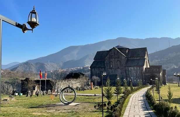 1 Day detour to Armenia from Tbilisi & Local family lunch