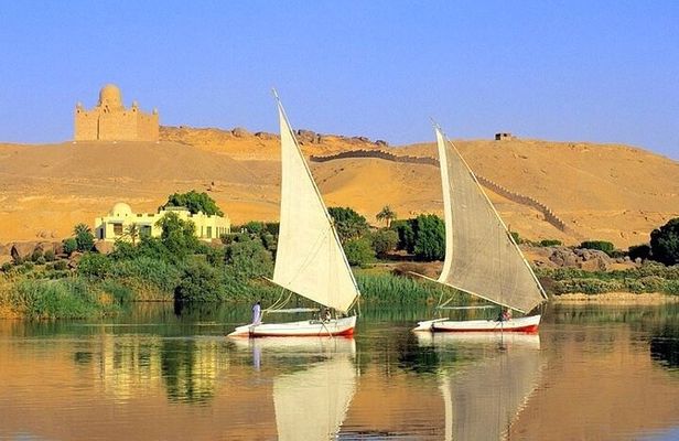 4-Days Nile Cruise 3-Nights & Tours From Aswan To Luxor Hot Deal