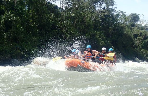 Extreme Rafting in Baños de Agua Santa Level III and IV+