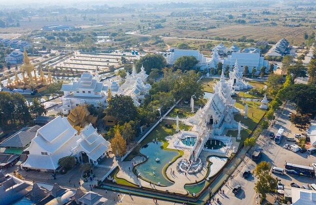 Chiang Mai to White & Blue Temple, Black Museum & Golden Triangle