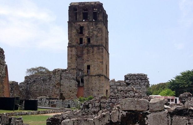 Full Day Panama History Tour with Private Guide