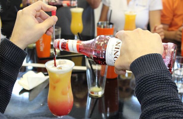 Private cocktail workshop with professional bartender in Trier