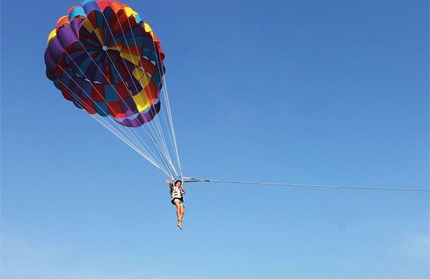 PATTAYA:Coral Island speed boat+Parasailing+Jet Ski+Banana+Snorkeling+Lunch