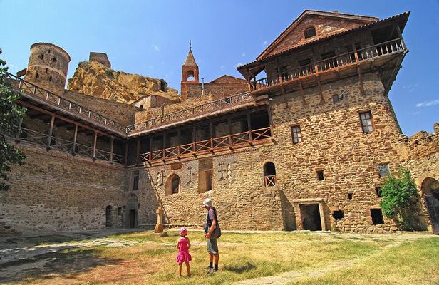 Kakheti Gems: Rainbow Mountains, Gareji & Signagi Private Tour