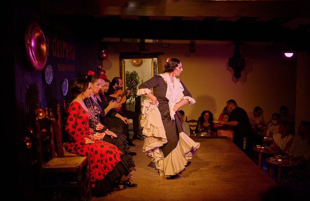 Madrid: Real Flamenco Show in a Tablao or Cave with Drink