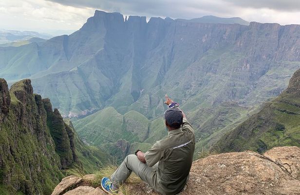 2-Day Hiking and Camping Experience in Drakensberg Mountains