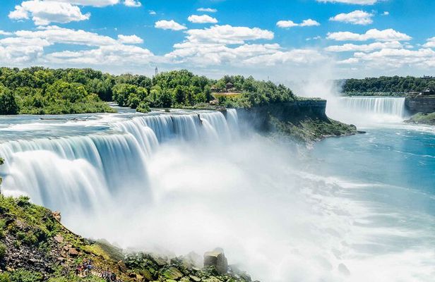 Niagara Falls USA 2-Day Tour from New York City 