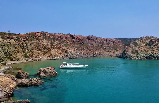 Milos: Half-Day Speedboat Cruise to Kleftiko with snorkeling tour