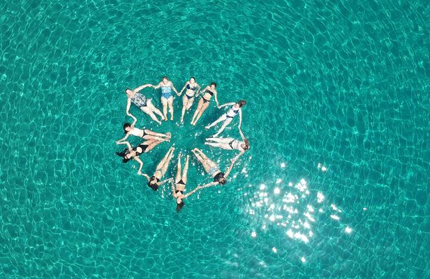 Milos: Half-Day Speedboat Cruise to Kleftiko with snorkeling tour