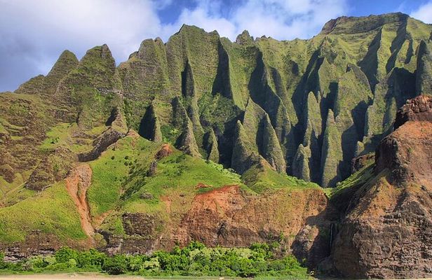 Kauai's Ultimate Na Pali Coast Zodiac Snorkeling & Sea Cave Eco Adventure