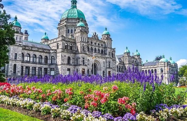 1 Day Victoria Tour with Butchart Gardens | from Vancouver