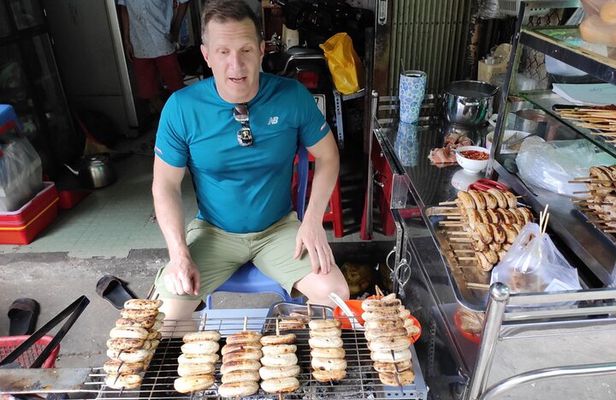 Saigon Motorbike Night Street Food Tour