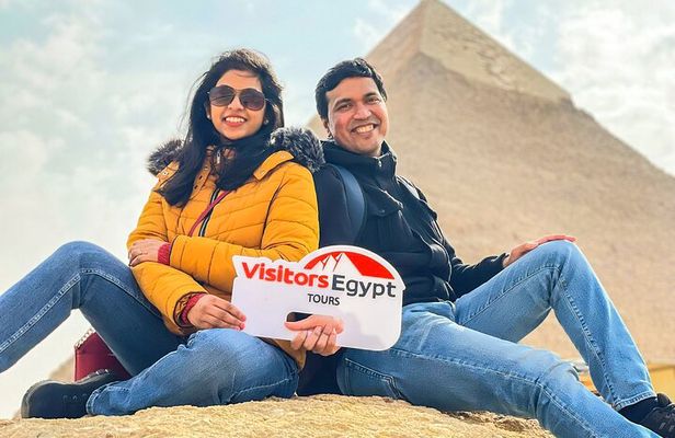 Full Day Tour at The Pyramids of Giza & Sphinx