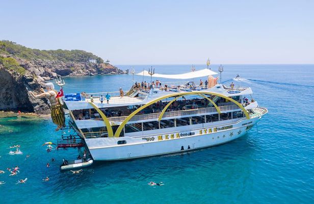 Full-day Boat Tour from Antalya with Lunch and Foam Party