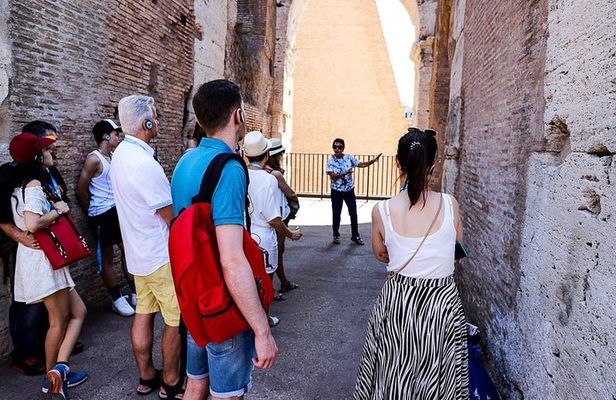 Colosseum & Roman Forum Guided Tour