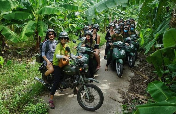 Hanoi Countryside Motorbike Tour: Red River Culture & Daily Life