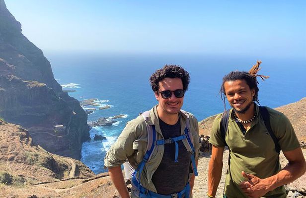 Full-Day Hiking Experience Ponta do Sol - Fontainhas - Cruzinha with Lunch