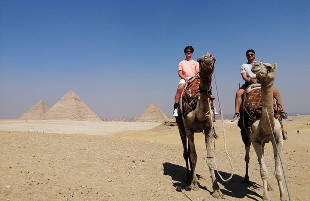 Cairo Private Full-Day Tour Giza Pyramids, Sphinx, Memphis & Sakkara with Lunch