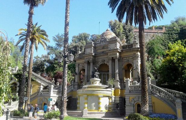 Post Cruise Transfer and Santiago City Tour (Max 10)