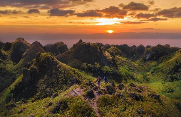 Cebu: Private Tour- Osmena Peak+Oslob Whaleshark+Tumalog Falls