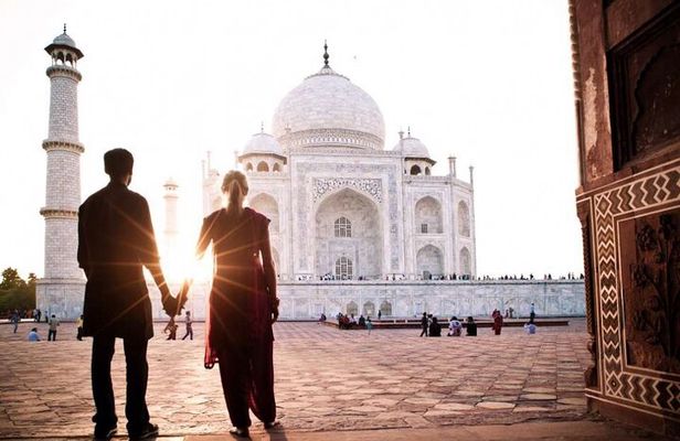 Explore Full Day Agra City Tour By Car