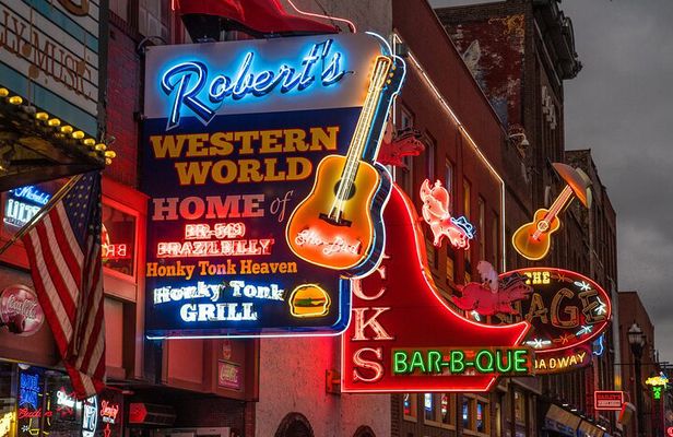 Nashville Bordellos, Burlesque, and Blood Night-Time Walking Tour