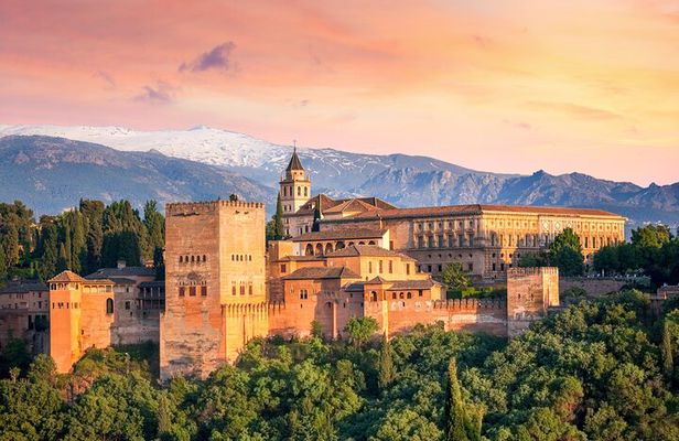 Full Day-Tour to Alhambra from Seville