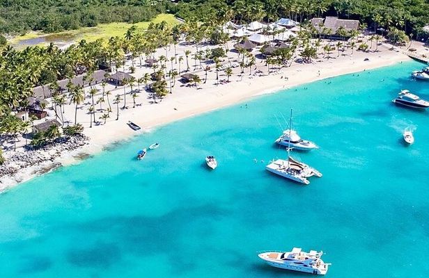 Full Day Excursion to Catalina Island From Bavaro / Punta Cana.