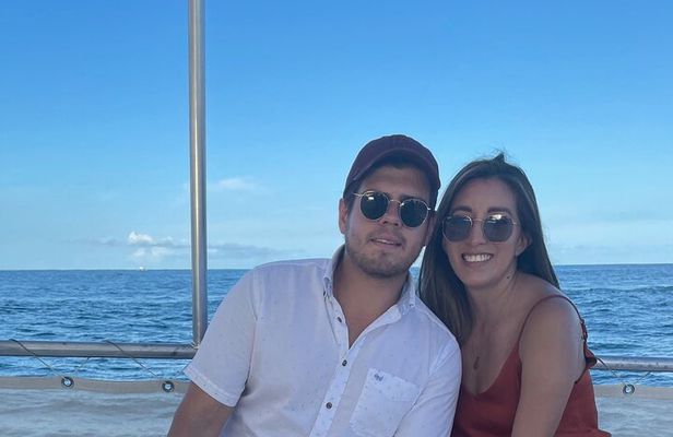 Luxury Snorkel Tour in Sailing Catamaran