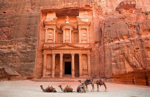 Petra Sightseeing day tour from Aqaba port
