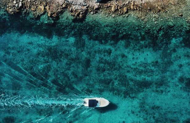 Private speedboat tour : Sakarun beach, Dugi otok, Golubinka Cave