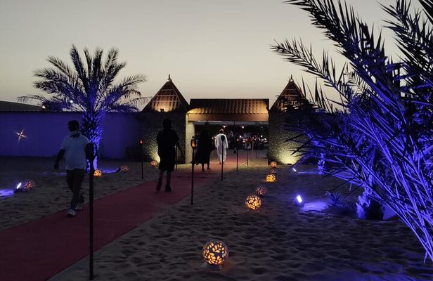 Evening Red Dune Desert Safari in Dubai with BBQ Dinner