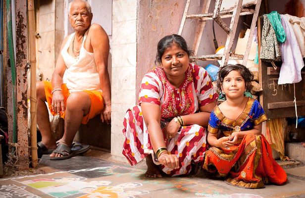 Private Dharavi Slum and Sightseeing Tour