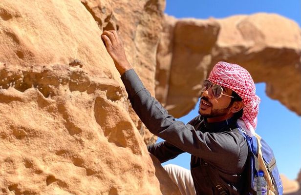 Wadi Rum Mountain Hike & Climb: Burdah, with a bridge at the top! + tour & Lunch