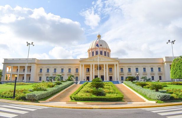 Santo Domingo City Tour From Punta Cana With Pick Up