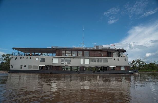 4-Day Amazon Jungle Expedition Cruise on La Perla