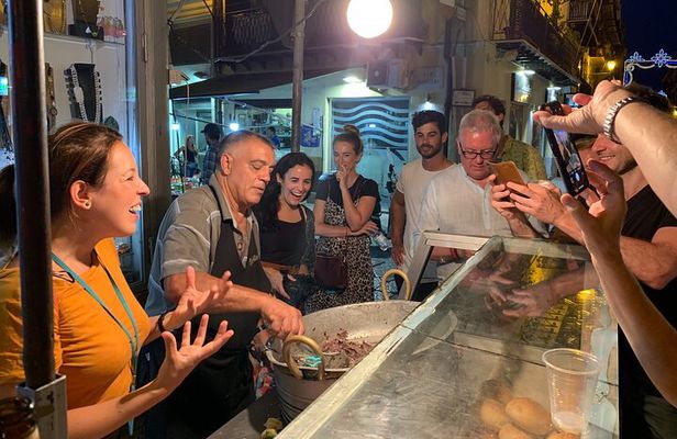 Night Street Food Tour of Palermo with a Local -For real foodies!