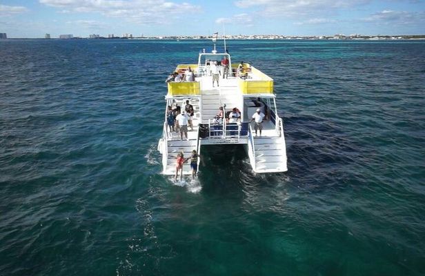 Half Day Sailing at Isla Mujeres from Cancun & Playa del Carmen