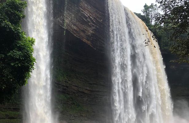 Experience Boti Waterfalls, Aburi Botanical Gardens & Tetteh Quarshie Cocoa Farm