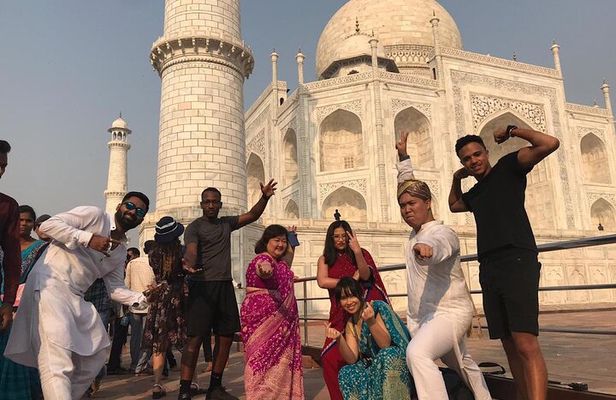 Taj Mahal Tour From Delhi