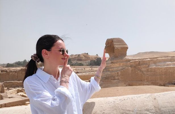 Half day Pyramids of Giza and Sphinx with Camel ride