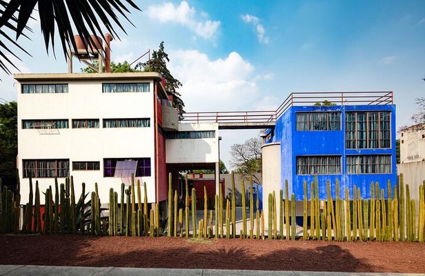 Diego Rivera Studio & UNAM Murals Tour with Admission Tickets