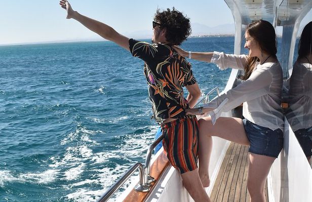 From Reefs to White Sands: A Ras Mohammed & White Island Journey