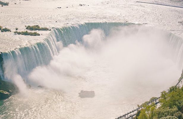 4 Hours Private Tour in Niagara Falls USA