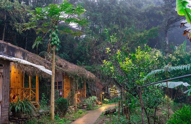 3-Day Trekking Adventure of Sapa from Hanoi - Stay Ta Van Village