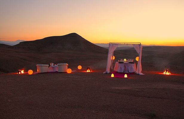 Amazing Dinner in Agafay Desert with Sunset and Berber Camp