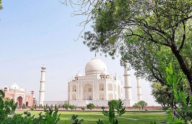 Private Taj Mahal & Agra Full-Day Tour from Delhi - Inclusive Of All