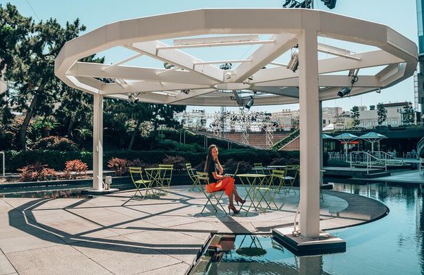 2 Hours History Golden Era and Finest Architectural Tour in Los Angeles